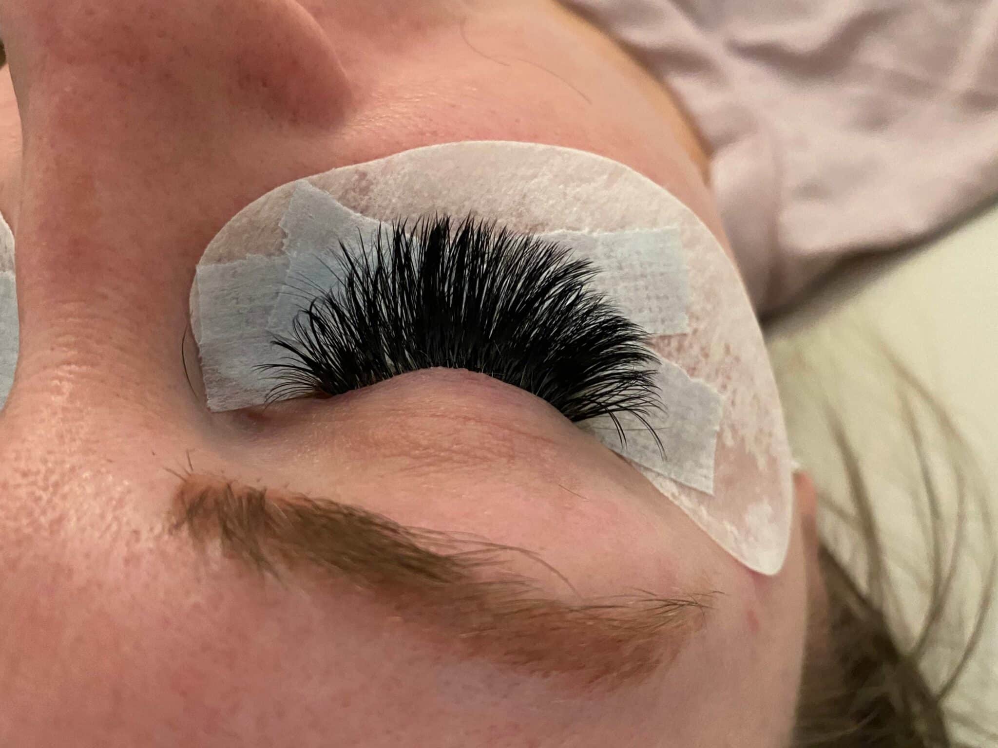 Do Eyelash Extensions Hurt? Heart of Texas Lashes